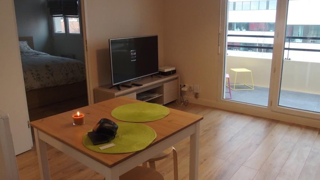 Residences Les Roseaux Lognes Bagian luar foto